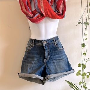Kut. Size 10 Jean shorts.